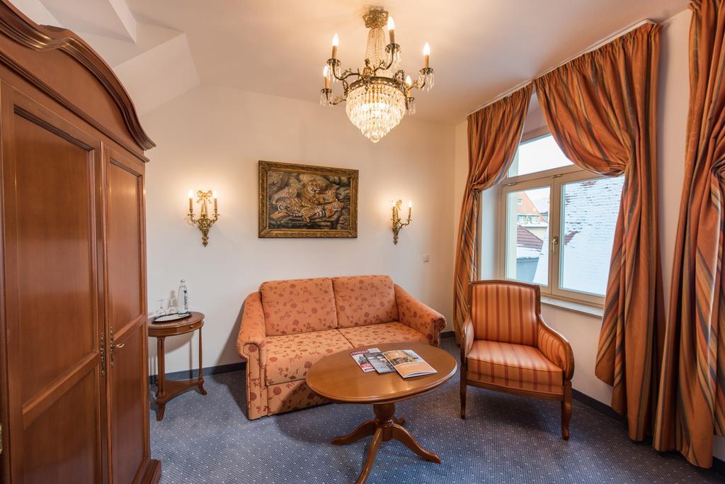 Hotel Goldener Loewe Майсен Стая снимка