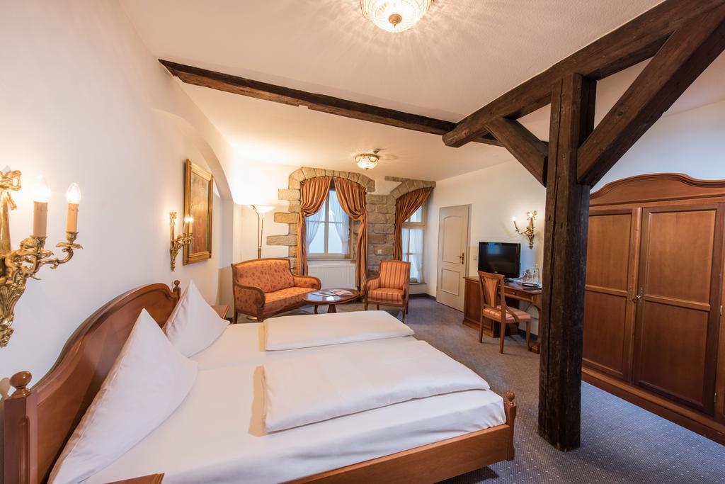 Hotel Goldener Loewe Майсен Екстериор снимка