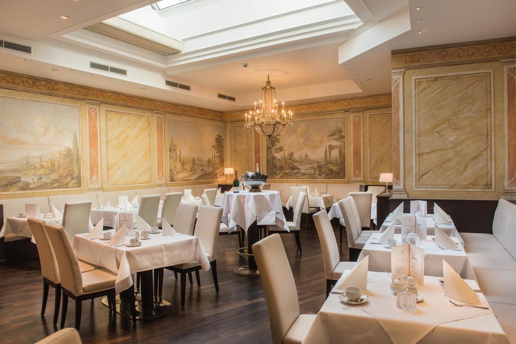 Hotel Goldener Loewe Майсен Екстериор снимка